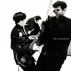 TRIANGULO DE AMOR BIZARRO – MI CATEDRAL